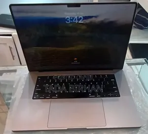 New Laptop Apple MacBook Pro 2021 M1 16GB Apple M1 Pro SSD 512GB