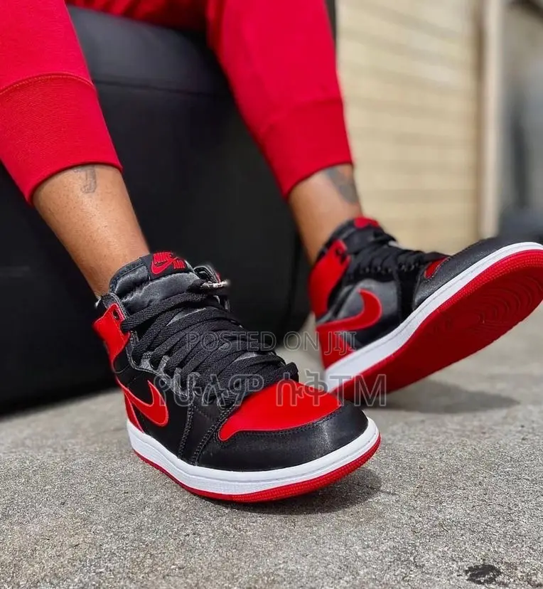 Original Air Jordan 1 Hi ‘Satin Bred’ Shoes
