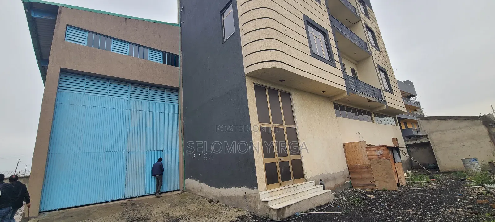 There Is a Warehouse for Rent in Koye Area