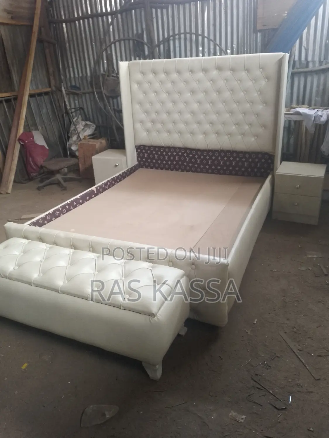 1.50 ታፒሴሪ አልጋ