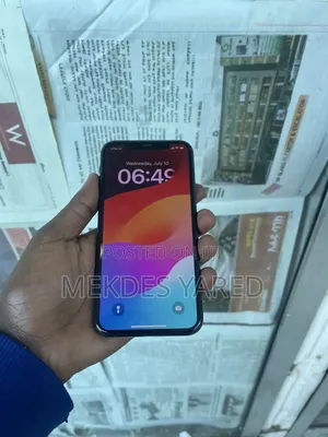 Photo - New Apple iPhone 11 Pro 64 GB Gray