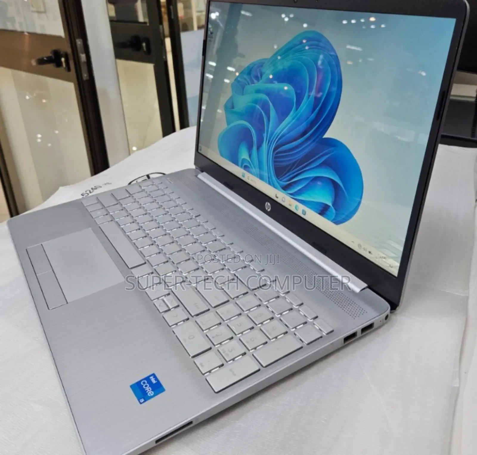 New Laptop HP Stream Notebook 8GB Intel Core I5 HDD 1T