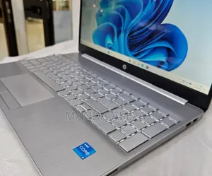 New Laptop HP Stream Notebook 8GB Intel Core I5 HDD 1T