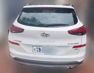 Photo - Hyundai Tucson 2020 White
