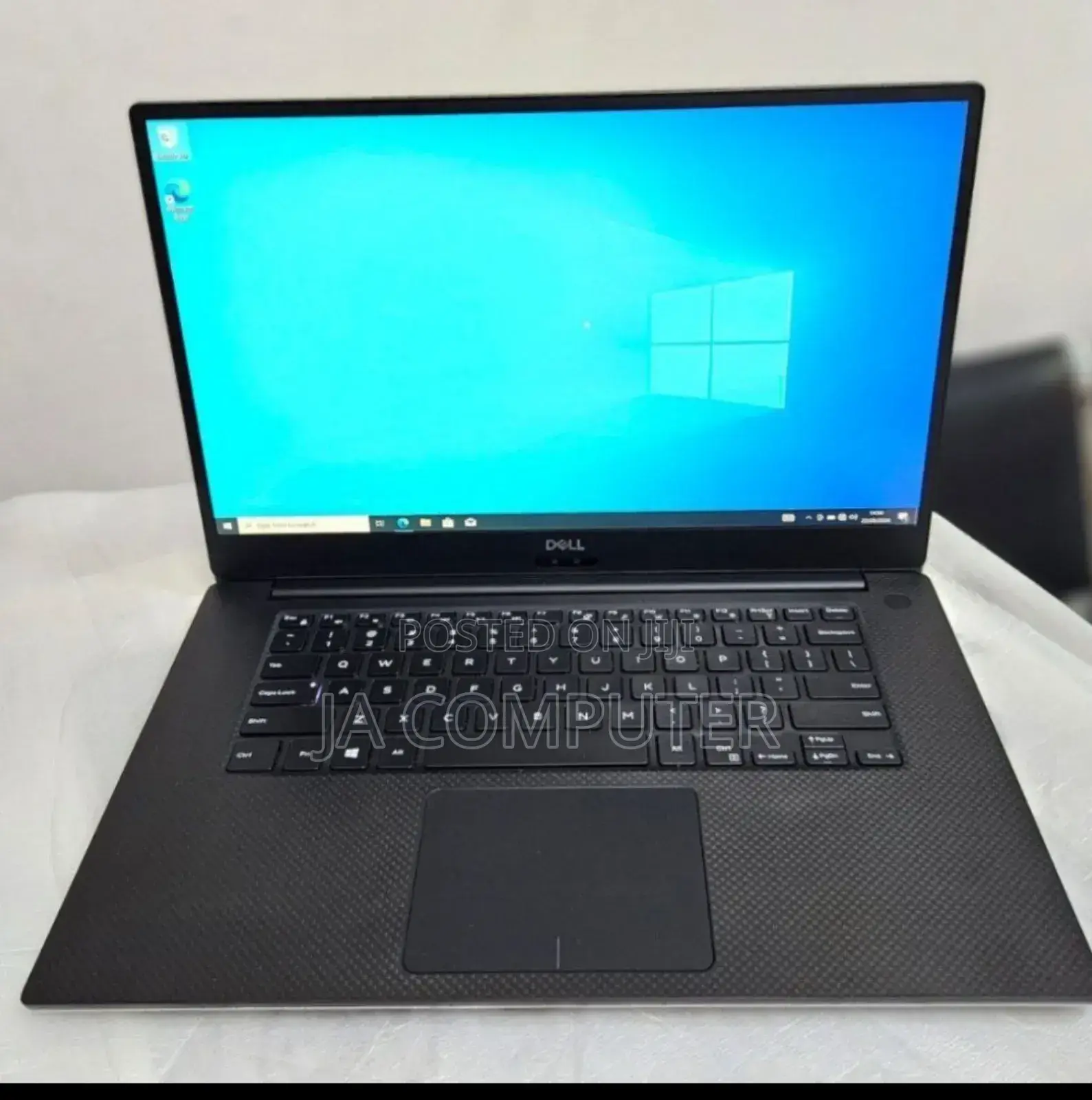 New Laptop Dell Precision 5540 16GB Intel Core I9 SSD 512GB