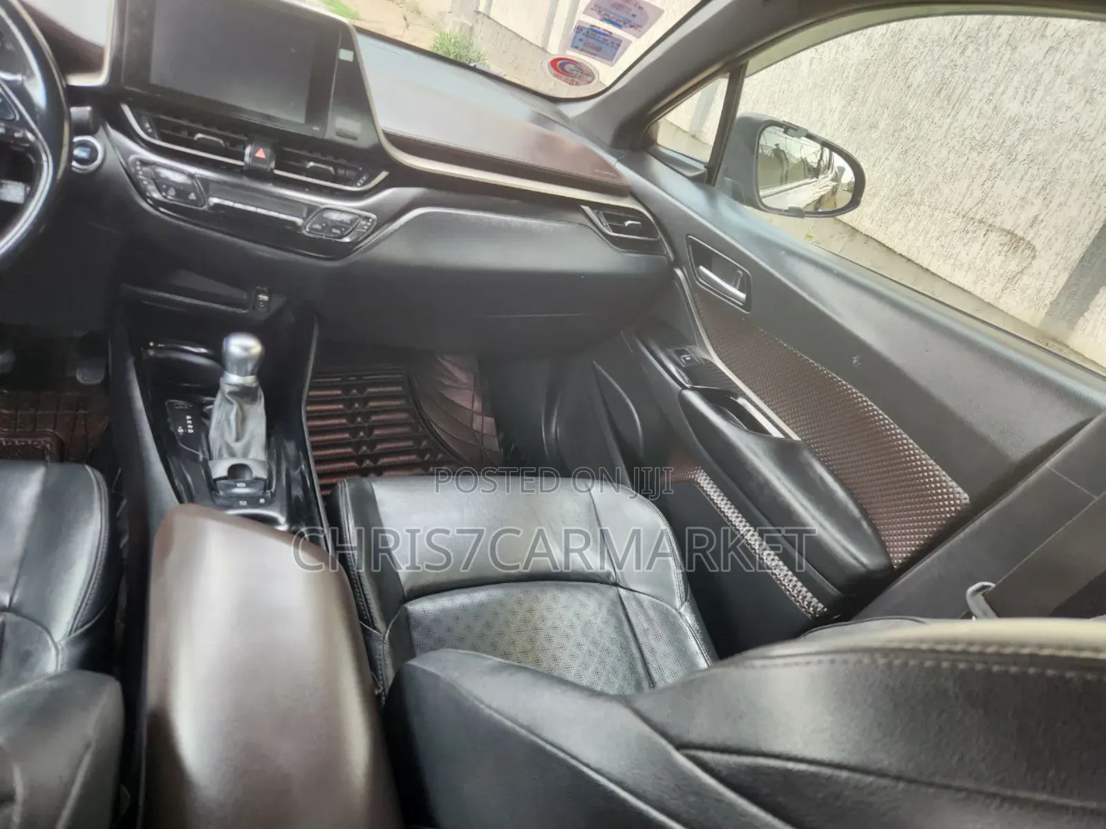 Toyota C-HR Limited FWD 2019 Brown