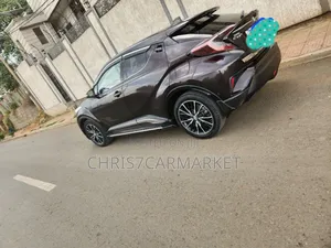 Toyota C-HR Limited FWD 2019 Brown