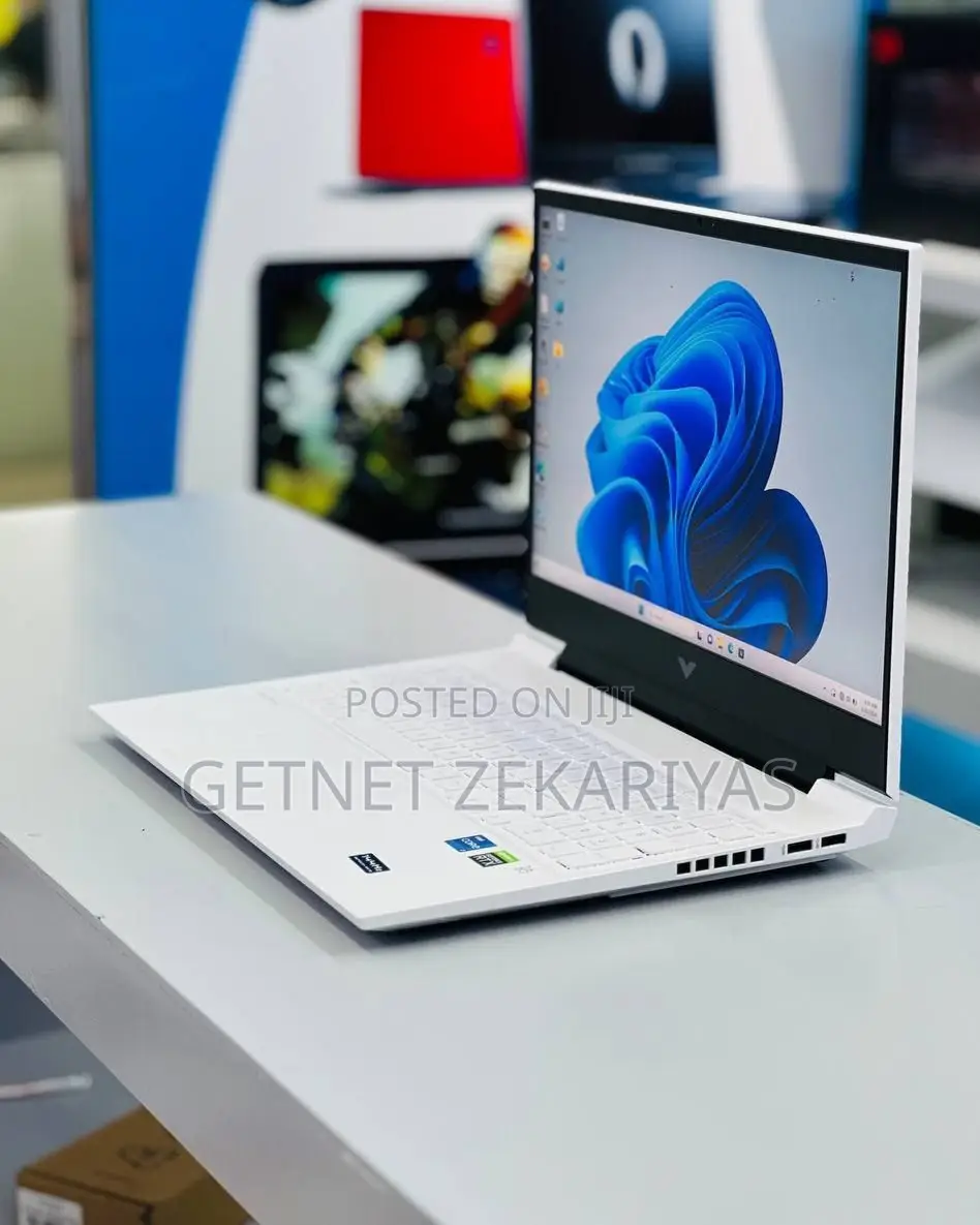 New Laptop HP Victus 15 16GB Intel Core I7 SSD 512GB
