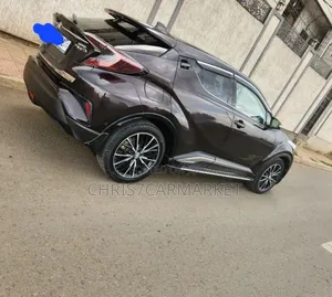 Toyota C-HR Limited FWD 2019 Brown