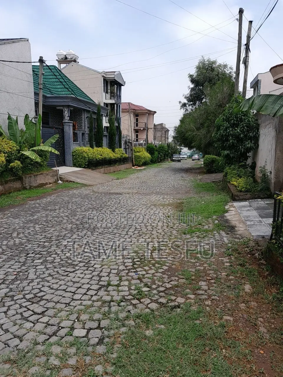 Furnished 3bdrm Villa in Summit, Bole for sale