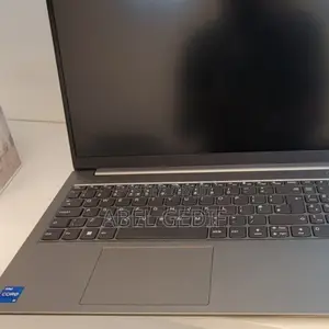 New Laptop Lenovo ThinkBook 15 8GB Intel Core I5 SSD 512GB