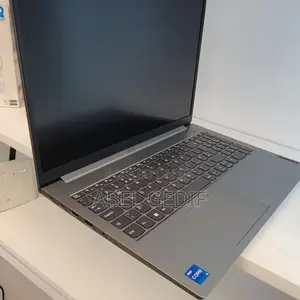 Photo - New Laptop Lenovo ThinkBook 15 8GB Intel Core I5 SSD 512GB