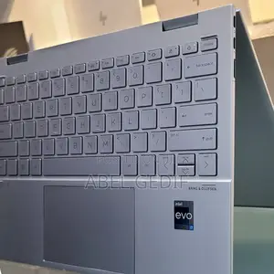 New Laptop HP Envy X360 8GB Intel Core I7 SSD 1T