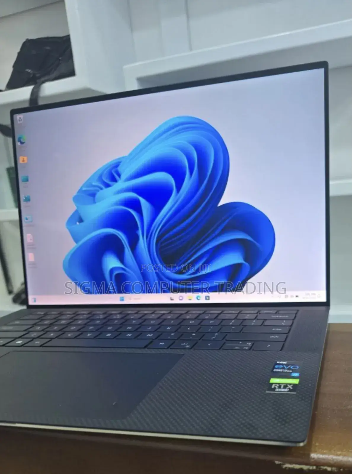 New Laptop Dell XPS 15 32GB Intel Core I7 SSD 1T