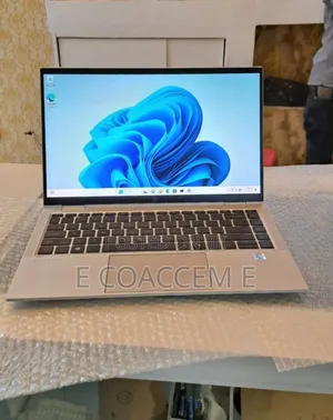 Photo - New Laptop HP EliteBook X360 1040 G7 16GB Intel Core I7 SSD 512GB