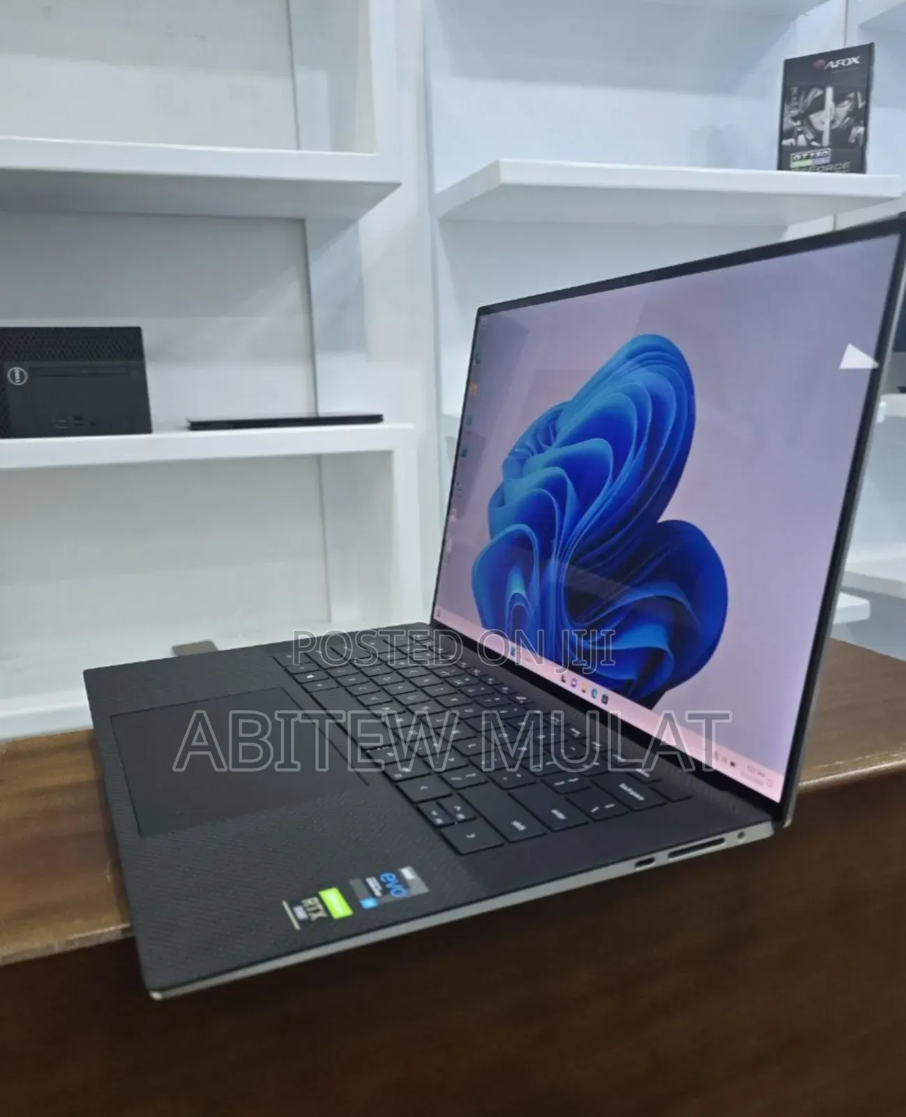 New Laptop Dell XPS 15 32GB Intel Core I7 SSD 1T