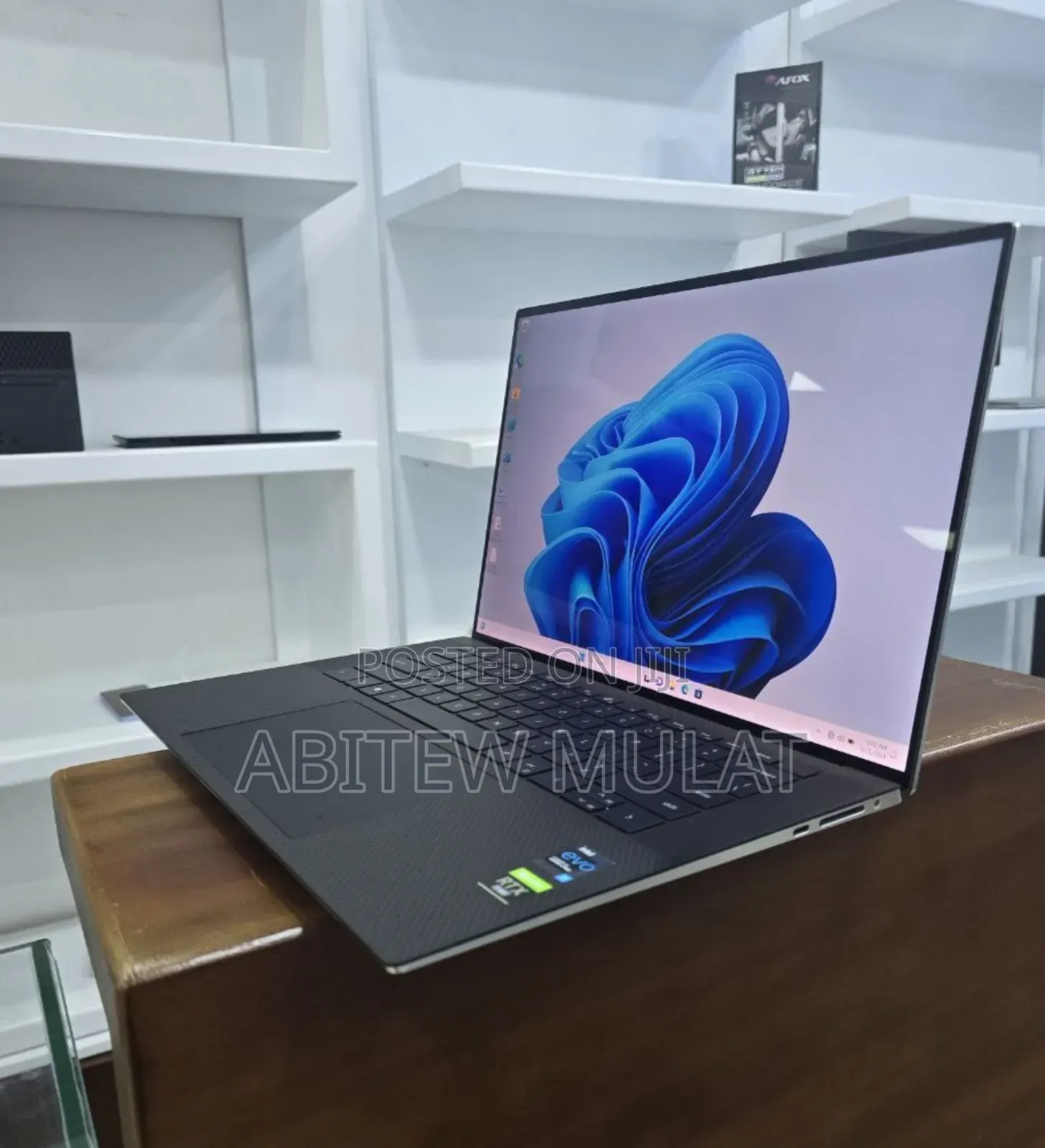 New Laptop Dell XPS 15 32GB Intel Core I7 SSD 1T