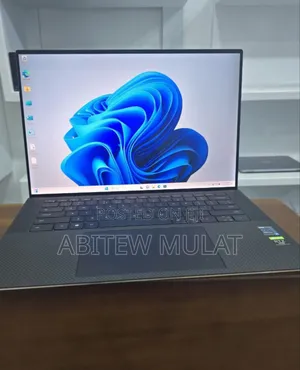 New Laptop Dell XPS 15 32GB Intel Core I7 SSD 1T