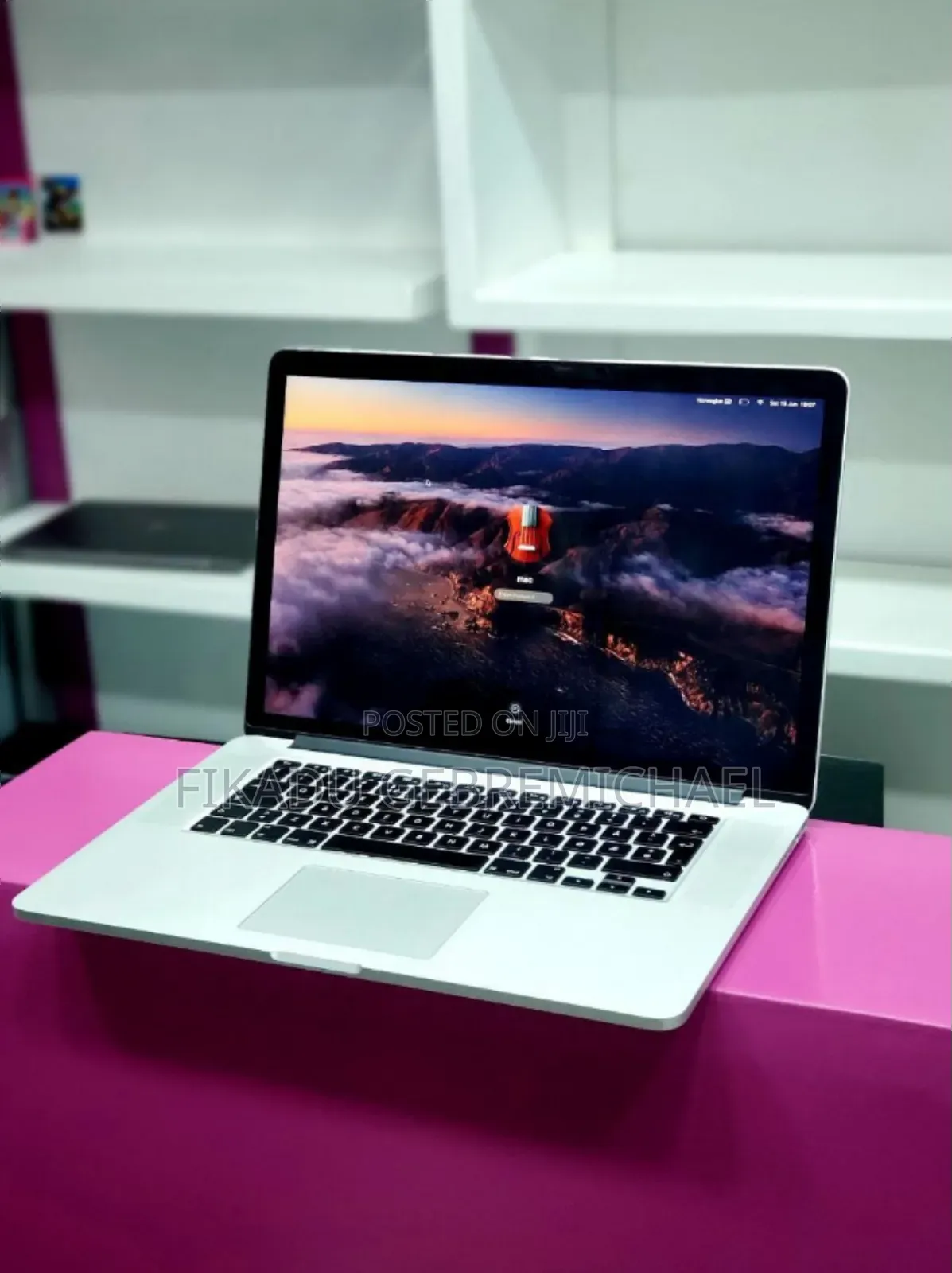 New Laptop Apple MacBook Pro 2015 16GB Intel Core I7 SSD 512GB