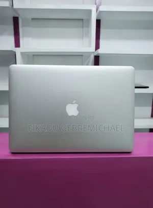 New Laptop Apple MacBook Pro 2015 16GB Intel Core I7 SSD 512GB