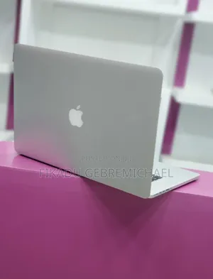 New Laptop Apple MacBook Pro 2015 16GB Intel Core I7 SSD 512GB