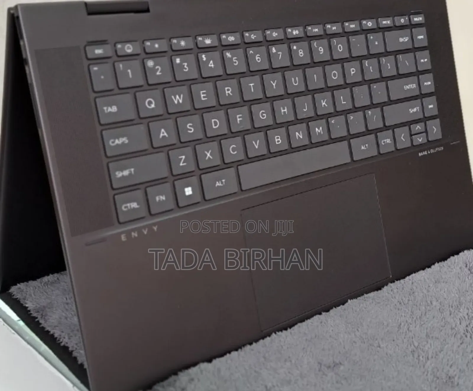 New Laptop HP Envy X360 12GB AMD Ryzen 7 SSD 512GB