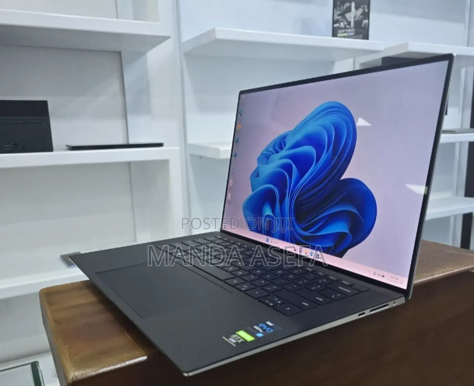 New Laptop Dell XPS 15 32GB Intel Core I7 SSD 1T