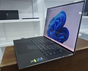 New Laptop Dell XPS 15 32GB Intel Core I7 SSD 1T