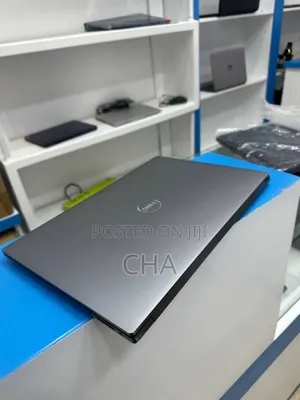 Photo - New Laptop Dell Precision 15 7520 32GB Intel Core I7 SSD 512GB