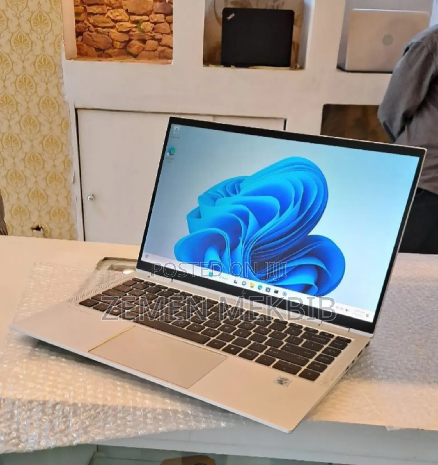 New Laptop HP 16GB Intel Core I7 SSD 512GB