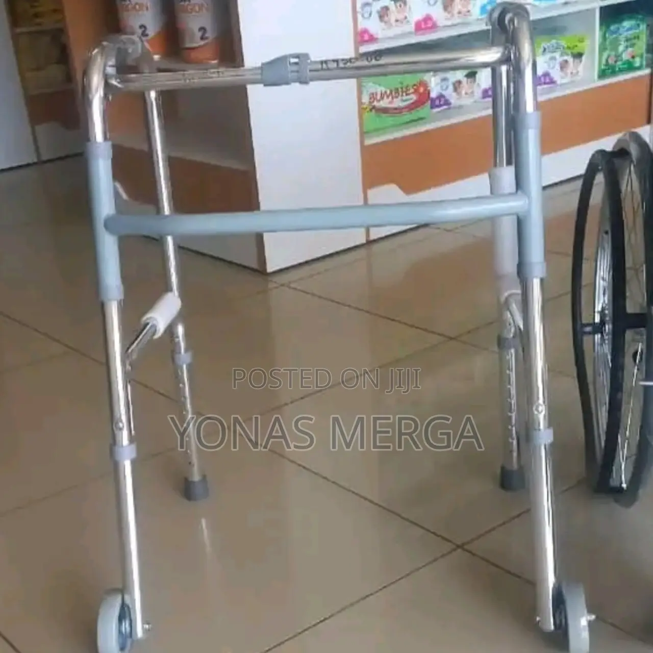 Walking Frame With Wheels/Foldable Walking Stick/መራመጃ ወከር
