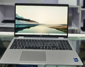 Photo - New Laptop Dell Latitude 5540 16GB Intel Core I7 SSD 512GB