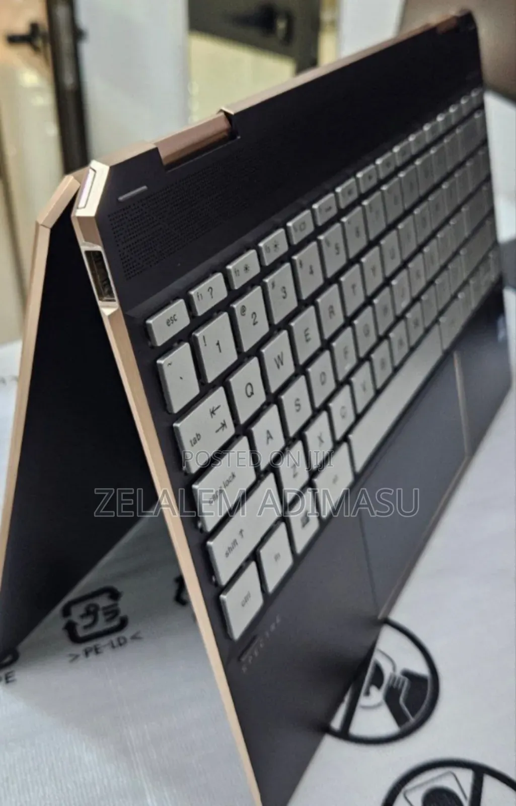 New Laptop HP Spectre X360 8GB Intel Core I7 SSD 512GB