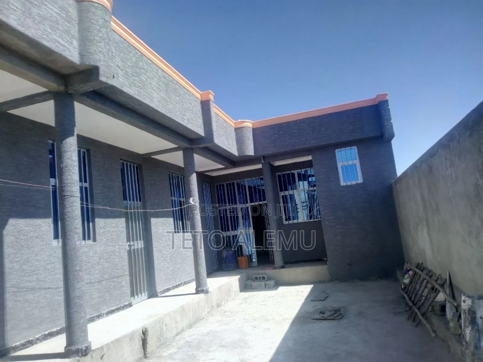 Furnished 3bdrm Villa in የሚሸጥ ቤትህ ደብር ብርሀን, North Shewa for sale