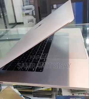New Laptop Apple MacBook Pro 2018 32GB Intel Core I9 SSD 1T