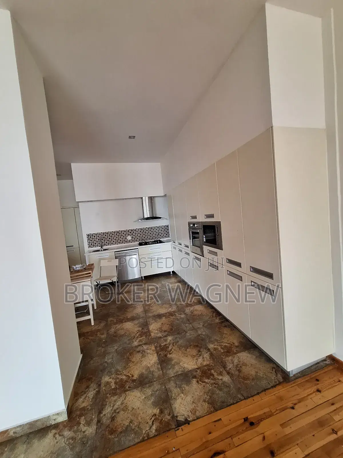 3bdrm Apartment in Bole for rent