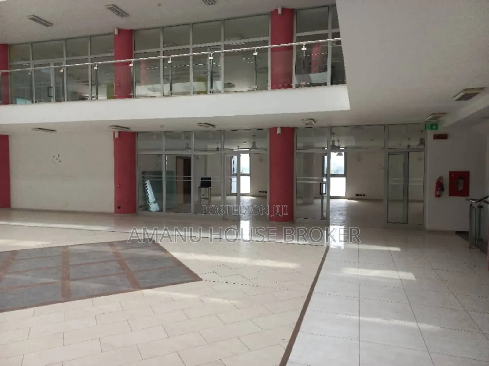 Building Fo Rent Beautiful for 1,000 People Of