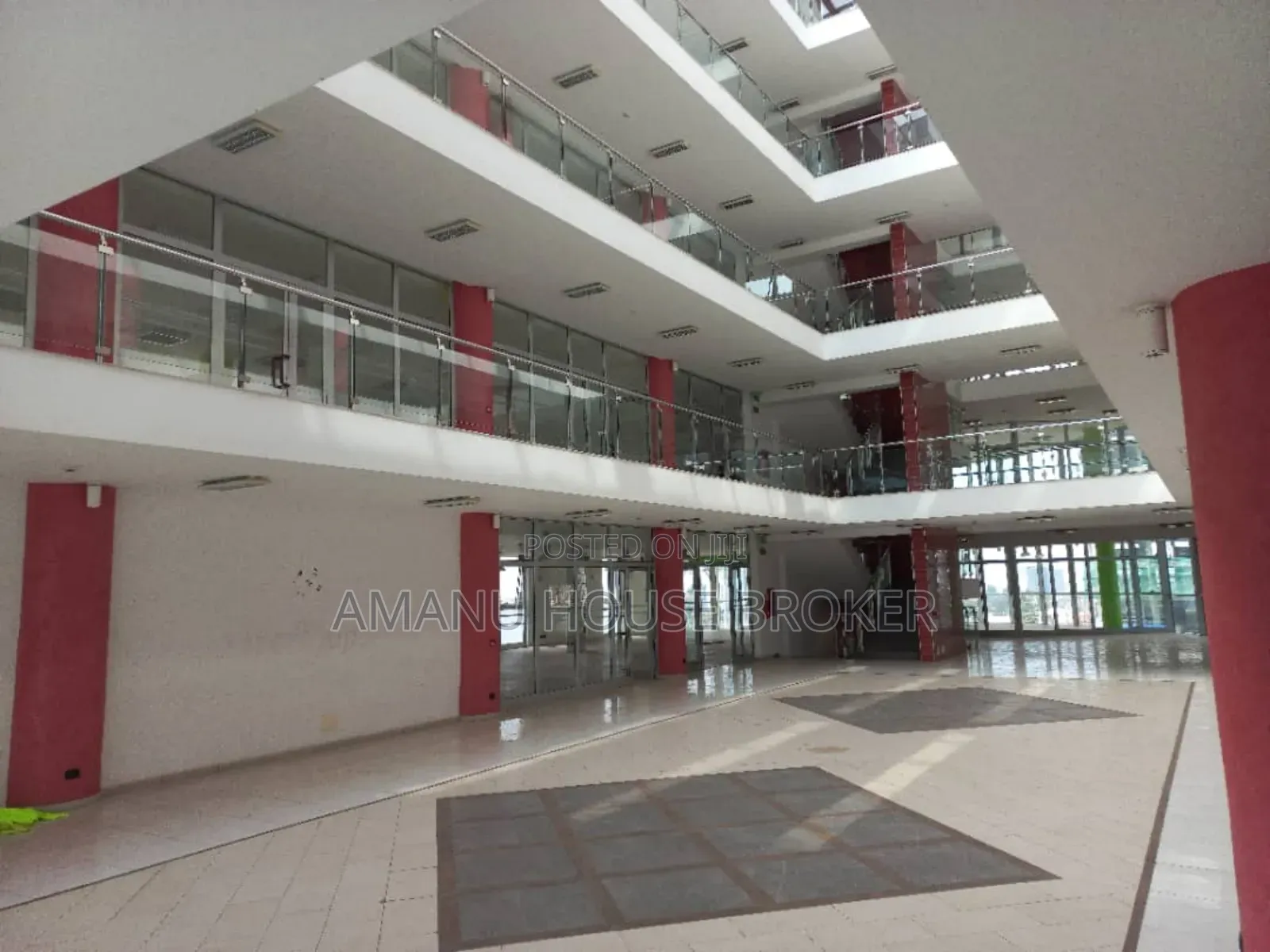 Building Fo Rent Beautiful for 1,000 People Of