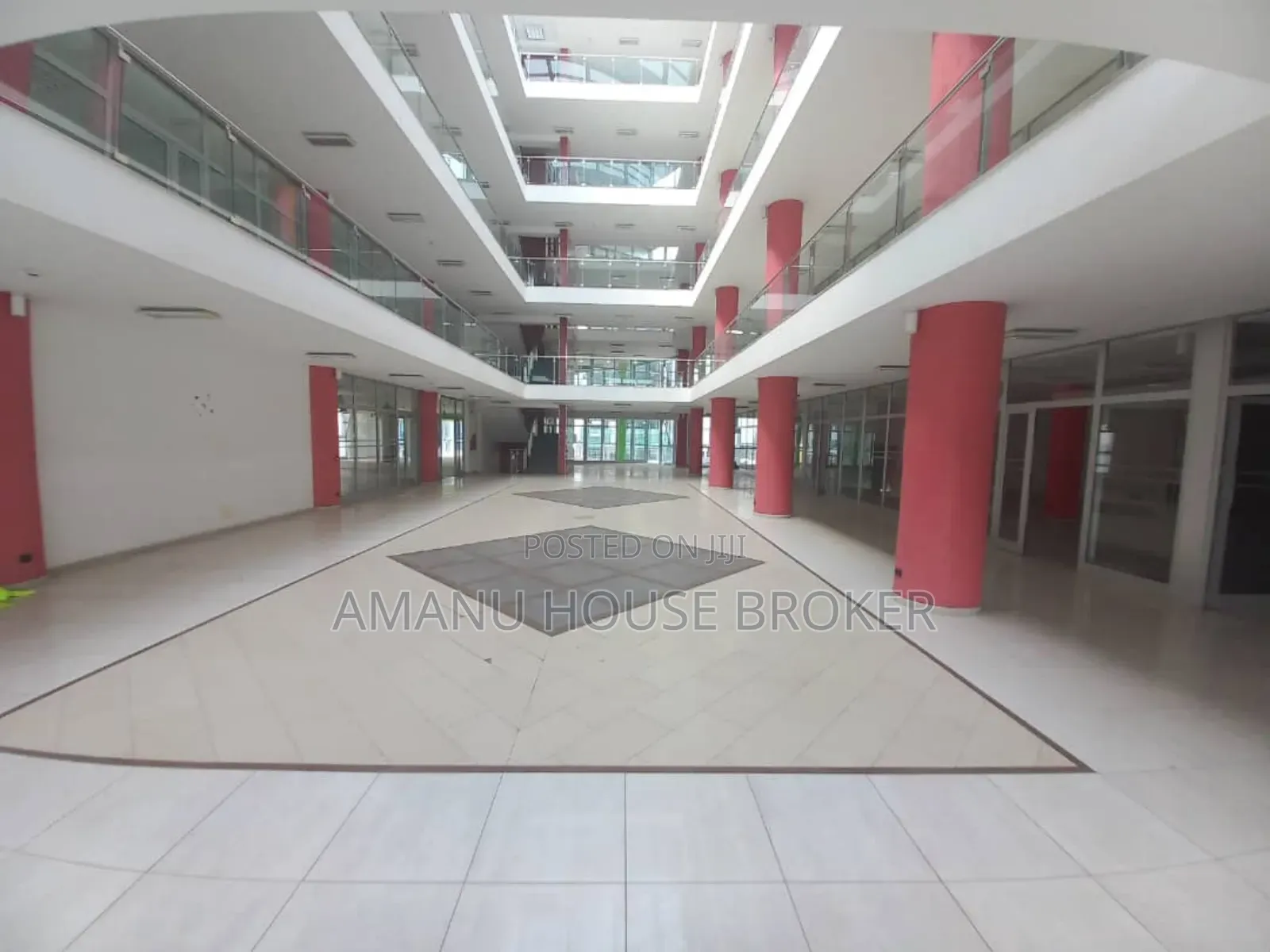 Building Fo Rent Beautiful for 1,000 People Of