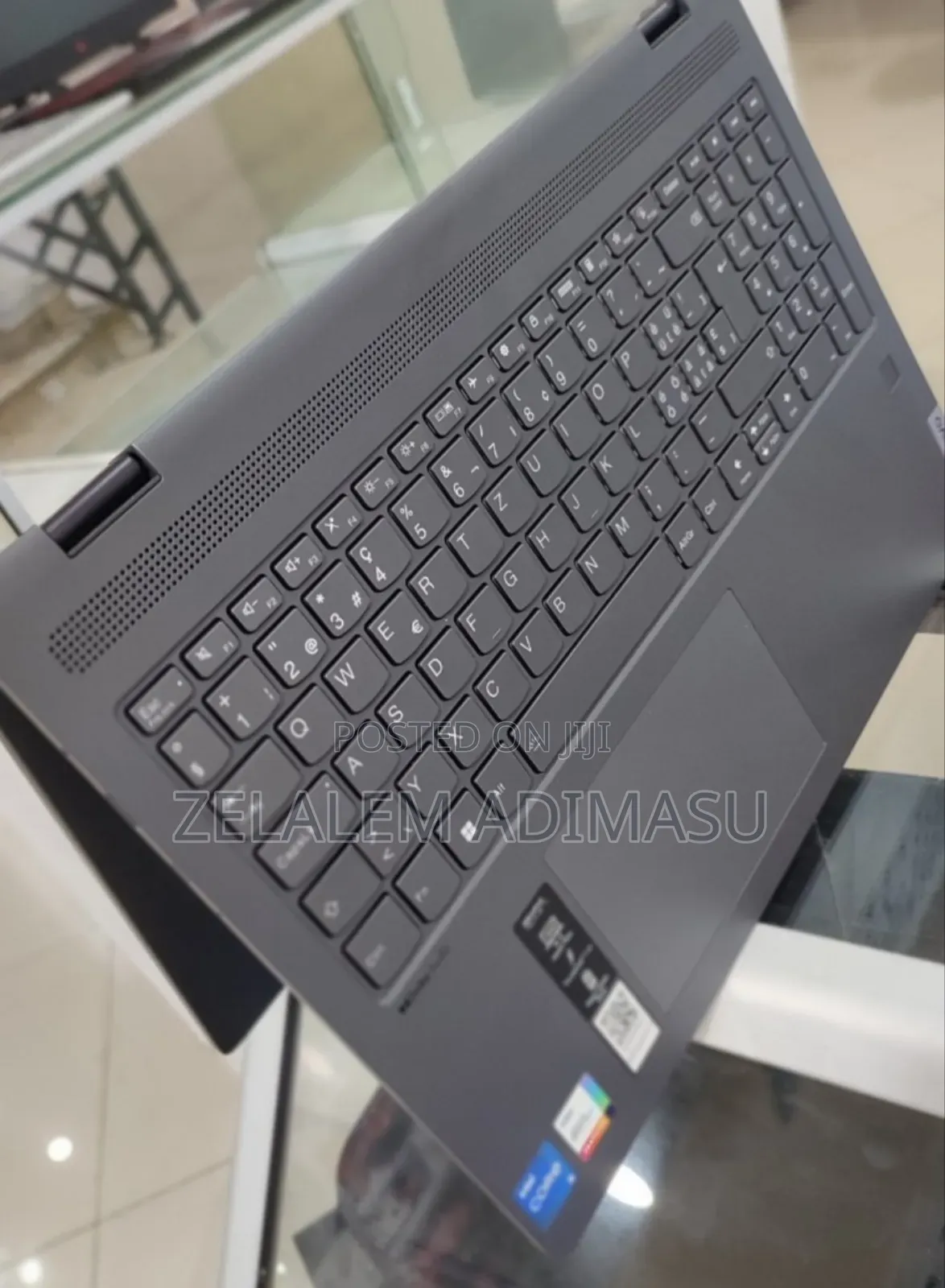 New Laptop Lenovo IdeaPad Flex 14 8GB Intel Core I5 SSD 512GB