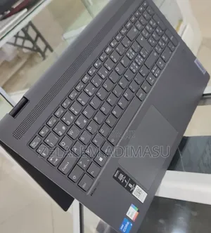 New Laptop Lenovo IdeaPad Flex 14 8GB Intel Core I5 SSD 512GB