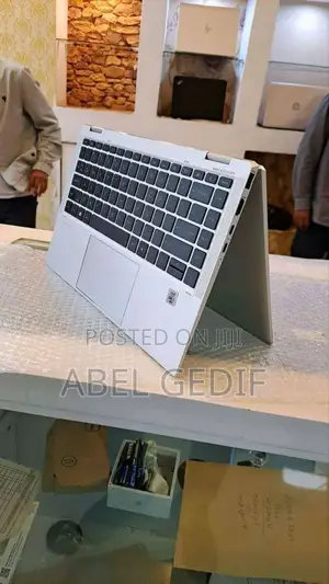 Photo - New Laptop HP EliteBook X360 1040 G7 16GB Intel Core I7 SSD 512GB