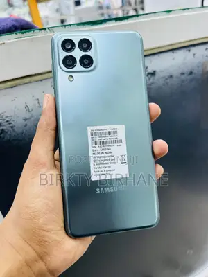Photo - New Samsung Galaxy M33 5G 128 GB Gray