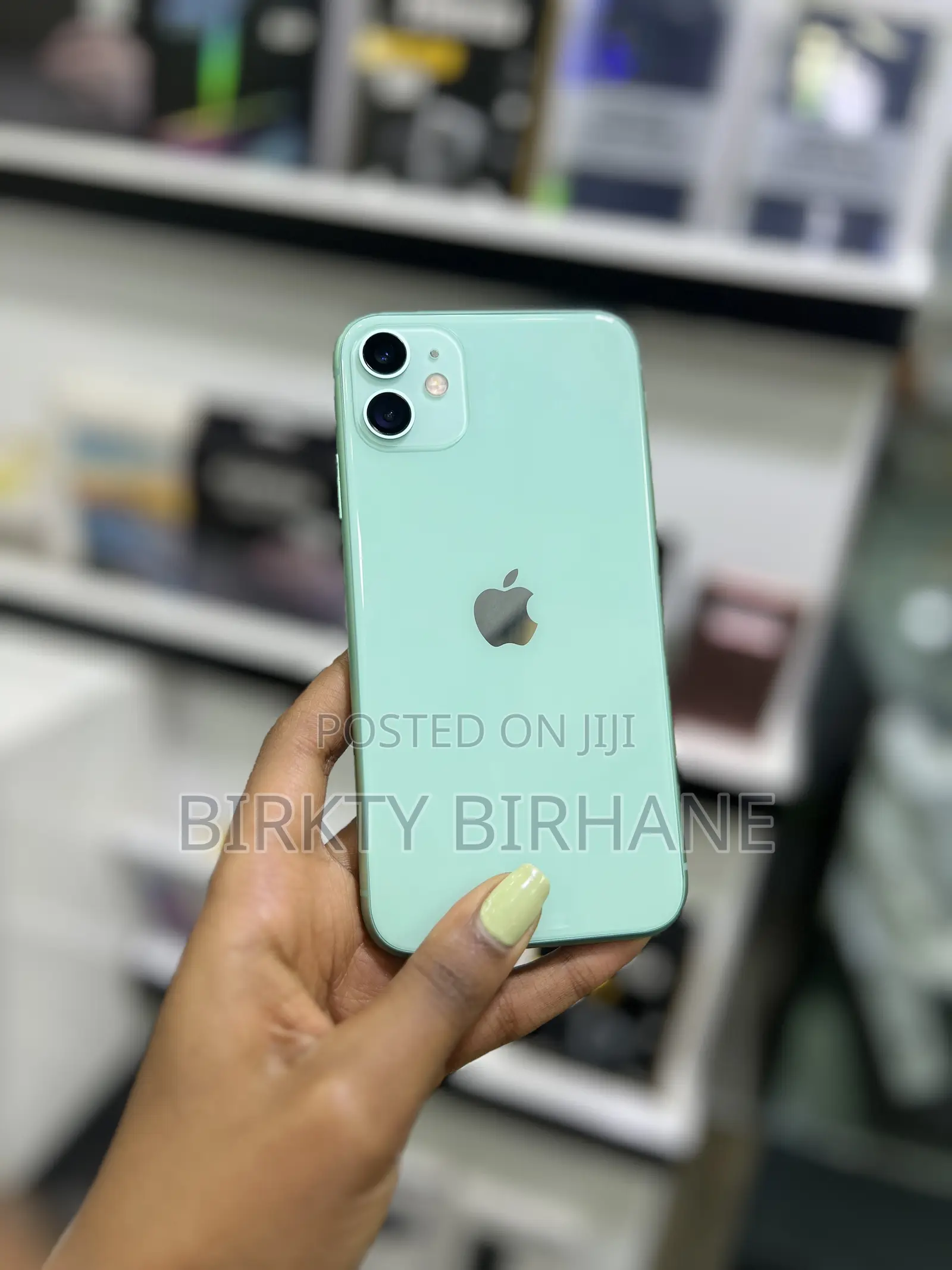 New Apple iPhone 11 128 GB Green