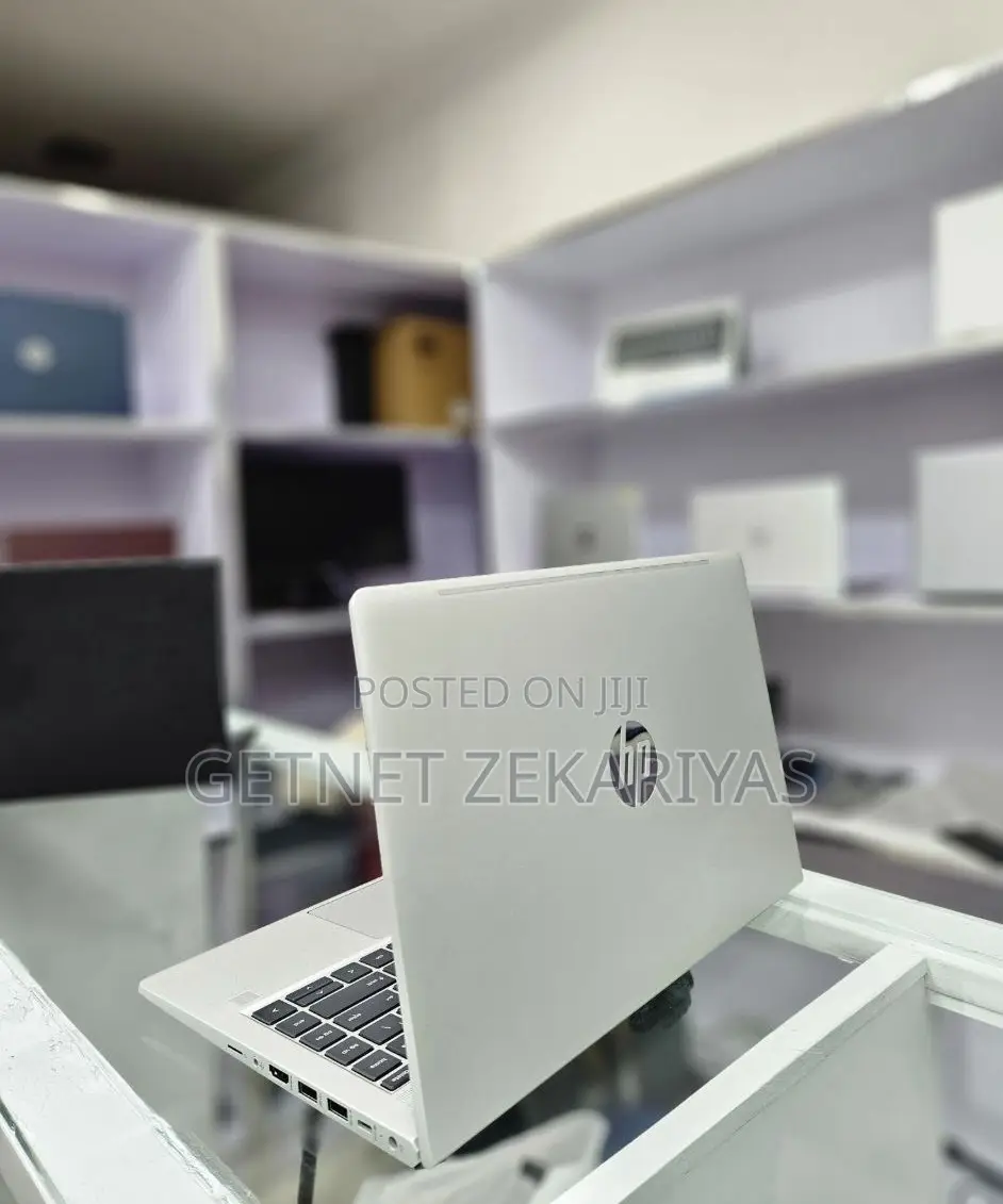 New Laptop HP ProBook 640 16GB AMD Ryzen 7 SSD 512GB