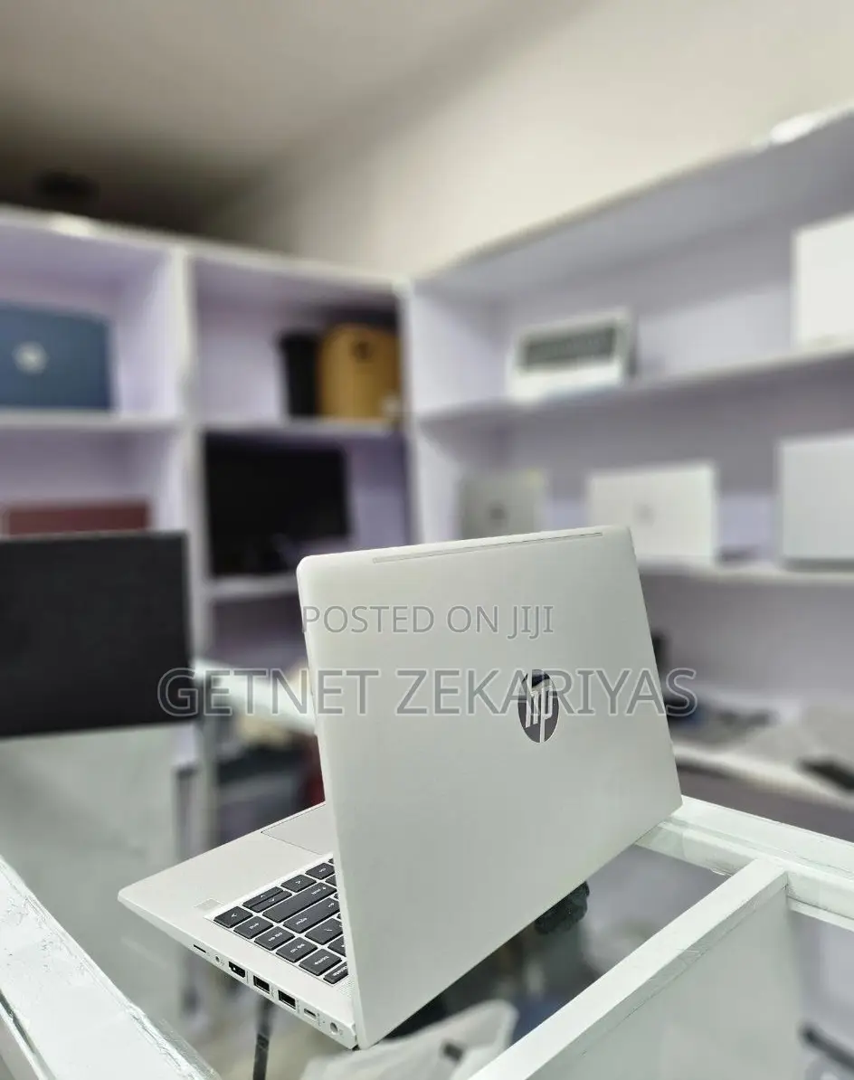 New Laptop HP ProBook 640 16GB AMD Ryzen 7 SSD 512GB