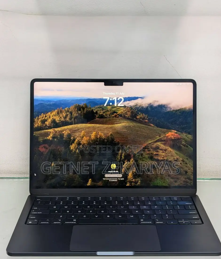 New Laptop Apple MacBook Air 2023 M2 8GB Apple M2 SSD 256GB