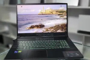 New Laptop MSI Crosshair 17 16GB Intel Core I7 SSD 512GB