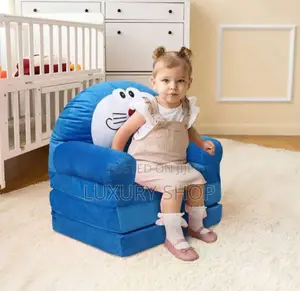 ልጆች እንደመቀመጫም