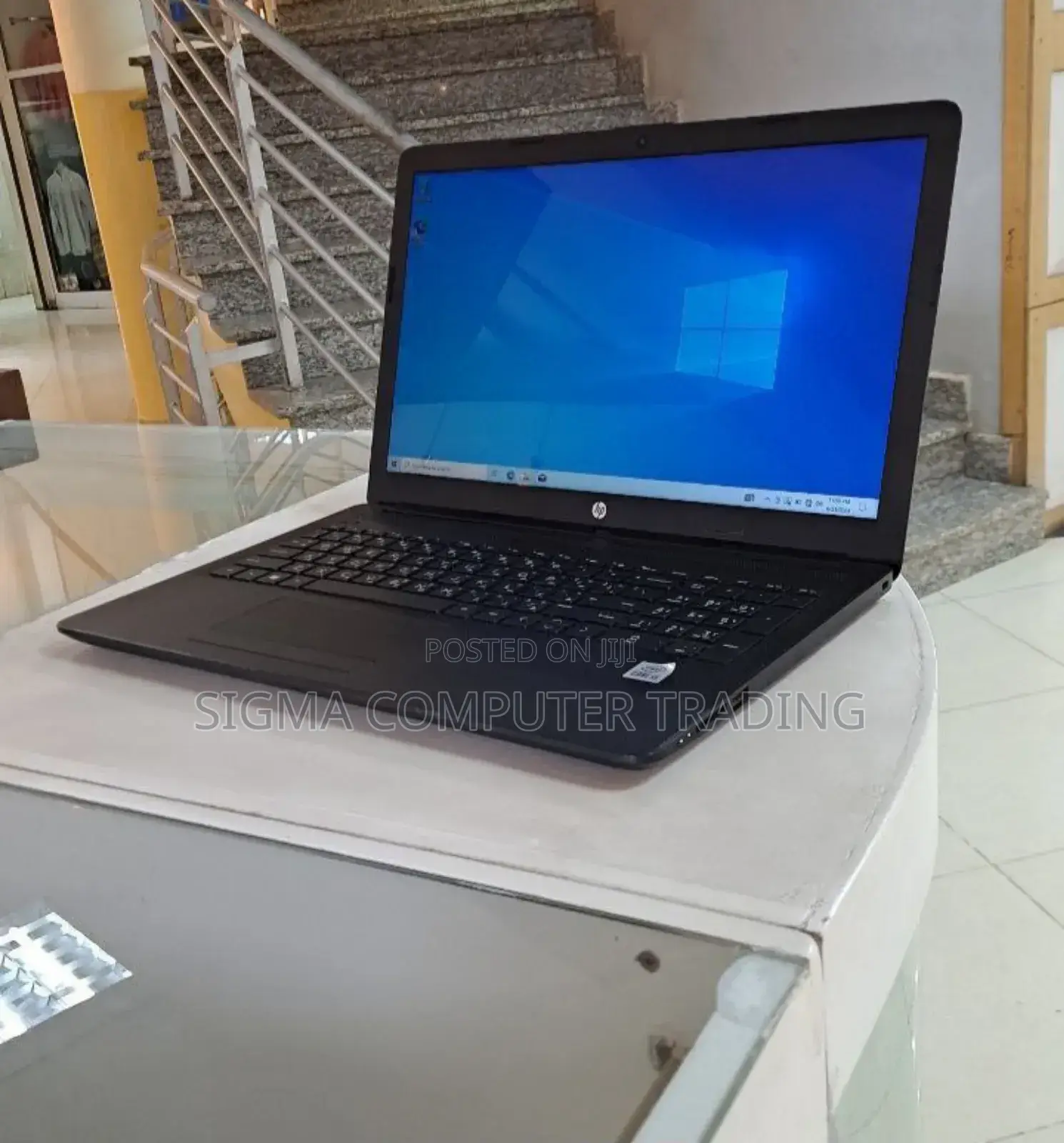 New Laptop HP Stream Notebook 8GB Intel Core I5 HDD 1T
